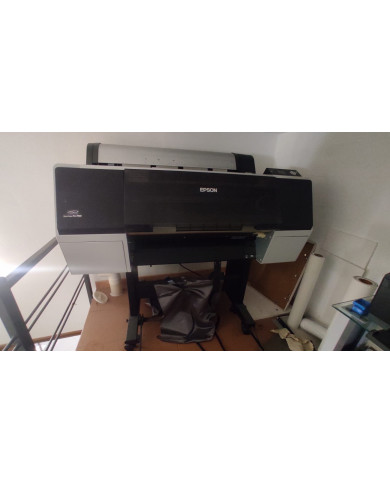 Plotter Epson Stylus Pro 7900 a colori - non funzionante - per ricambi Plotter Epson Stylus Pro 7900 a colori - non funzionante - per ricambi