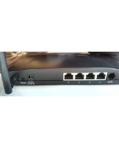 Intellinet ADSL2+ Broadband Modem Router 523462